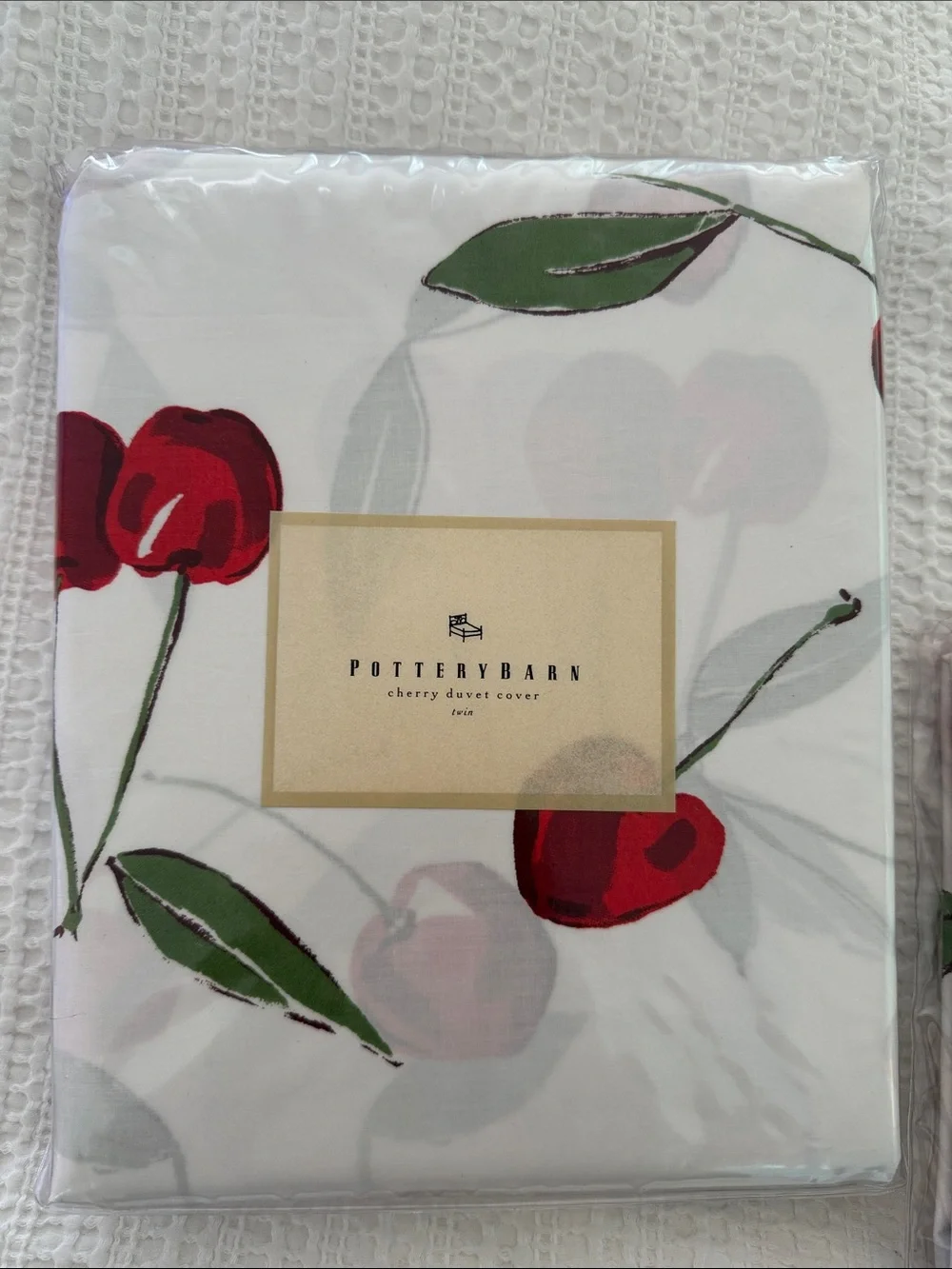 POTTERY BARN 🍒 Cherry 🍒 Twin Duvet Cover & Standard Pillow Sham Set